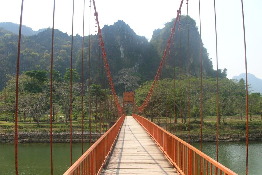 Most w Vang Vieng (fot.Darek Dąbrowski)