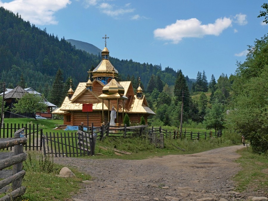 Cerkiew w Dzembronii (fot. Paweł Klimek)