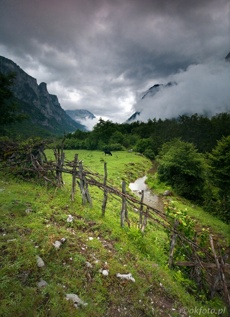 Dolina w Prokletije, fot. S.Adamczak, okfoto.pl