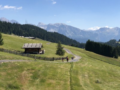 Wędrówka w masywie Alpe di Siusi (fot. Paweł Klimek)