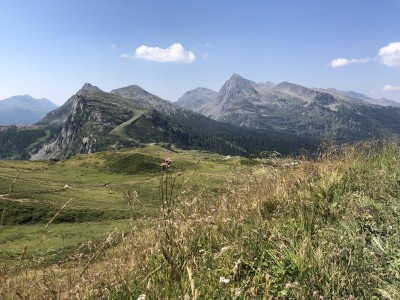 Spacer z widokiem na Palle di San Martino (fot. Paweł Klimek)