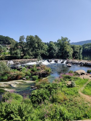 W dolinie rzeki Tambre w Ponte Maceira (fot. Łukasz Śledziecki)