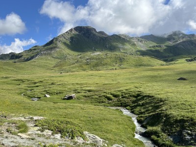 Początek trekkingu w stronę Matterhornu (fot. Paweł Klimek)