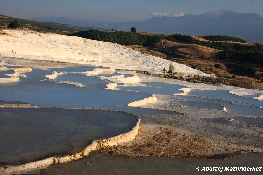 Wapienne tarasy w Pamukkale